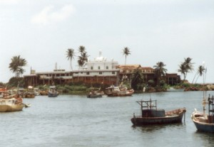 Der Hafen mit der ältesten Moschee Sri Lankas (1000 Jahre)